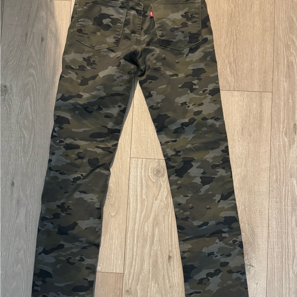 Levi's Camouflage Straight Leg Pants